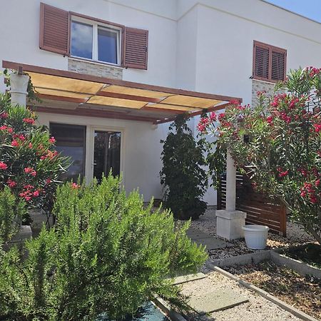Apartments Cvijet Mora Сресер Екстериор снимка