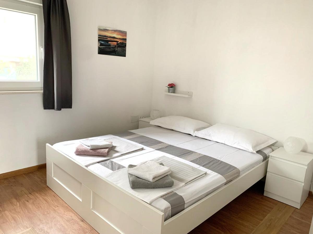 Apartments Cvijet Mora Сресер Екстериор снимка